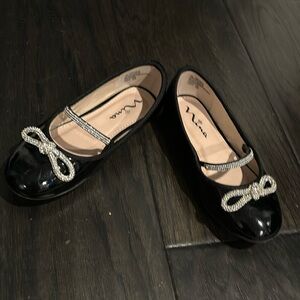 Nina-previously loved patented leather Mary Jane (size 12)